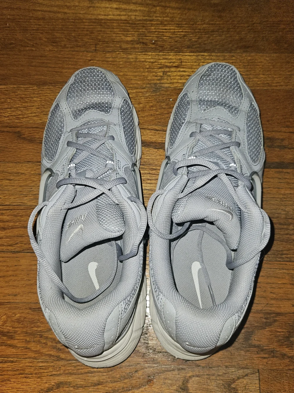 Nike Men’s Gray V5 RNR Athletic Running Shoes